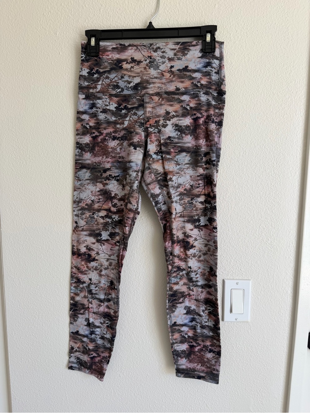 Lululemon Printed Leggings in Pink and Gray